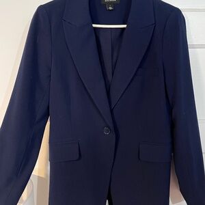 Halogen Size 6 Navy Blazer
